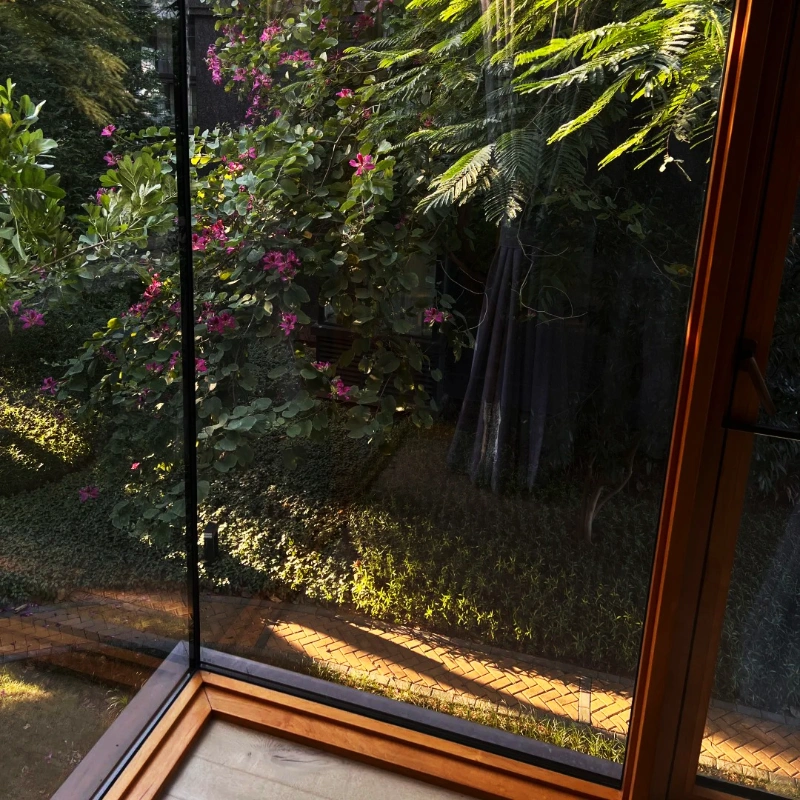 Energy Efficient Wood Grain Aluminum-Plastic Co-Extruded Tilt-and-Turn Windows for Houses - Image 3