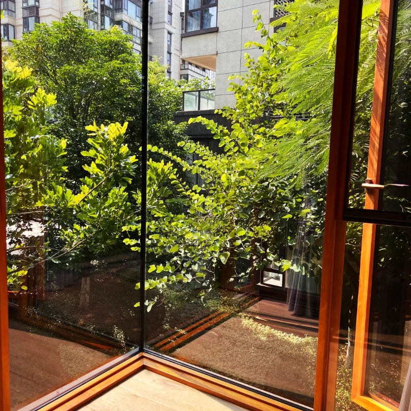 Wood Grain Thermally Insulated Aluminum-Plastic Co-Extruded Hurricane Impact tilt-and-turn Windows - Image 4