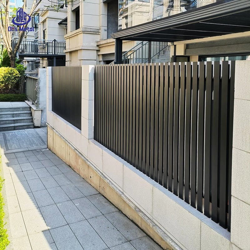 Aluminum Backyard Fence | Durable Modern Outdoor Black Fence for Residential Builders